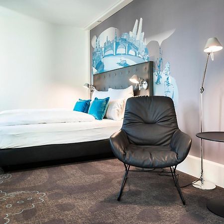 Motel One Basel Luaran gambar