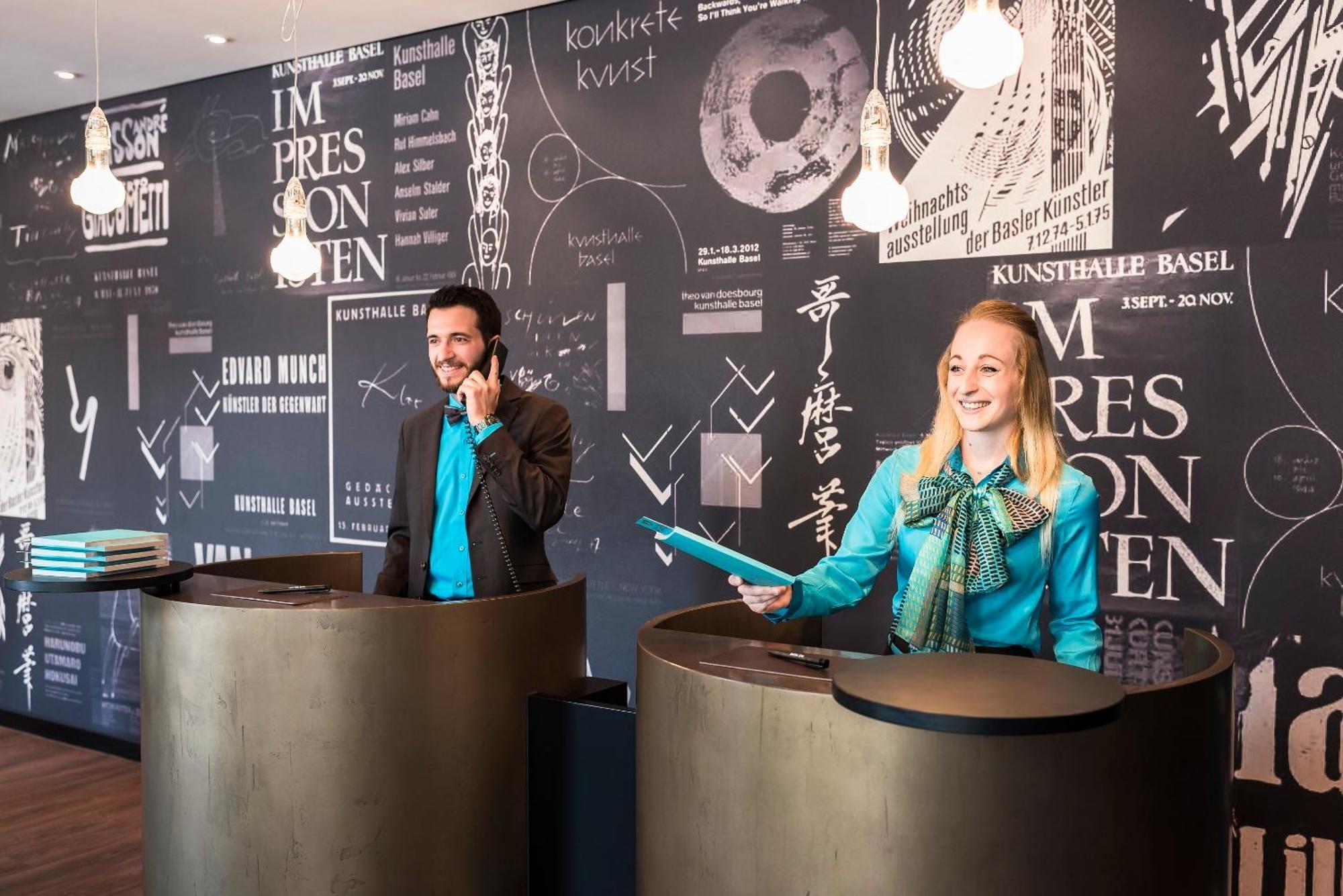 Motel One Basel Luaran gambar