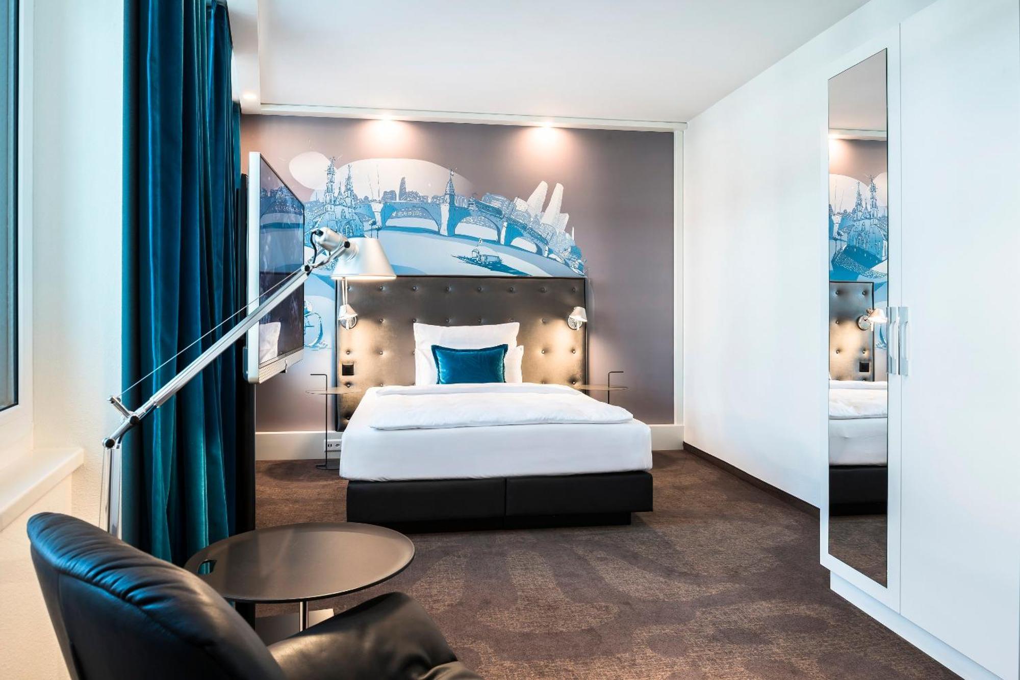 Motel One Basel Luaran gambar
