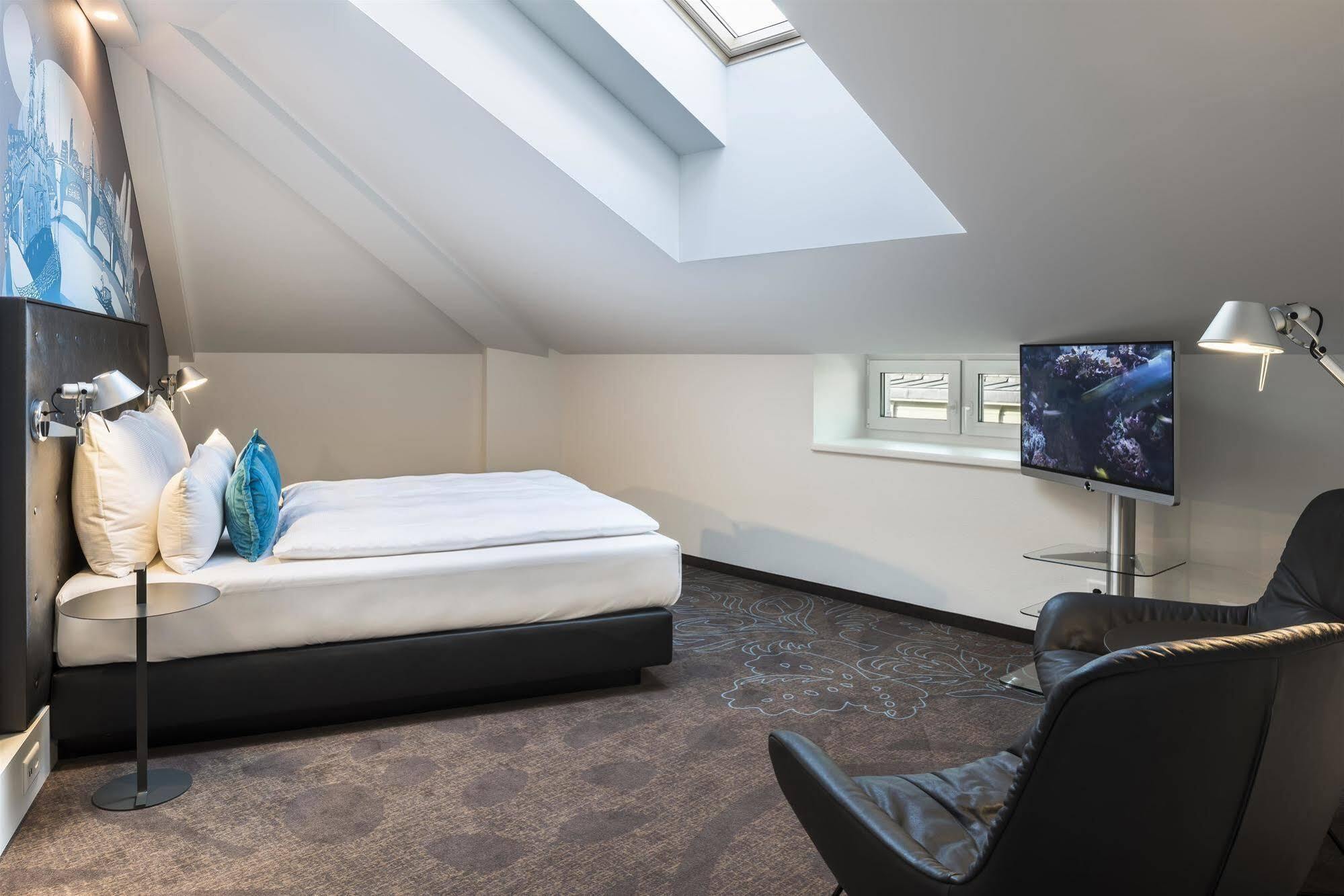 Motel One Basel Luaran gambar